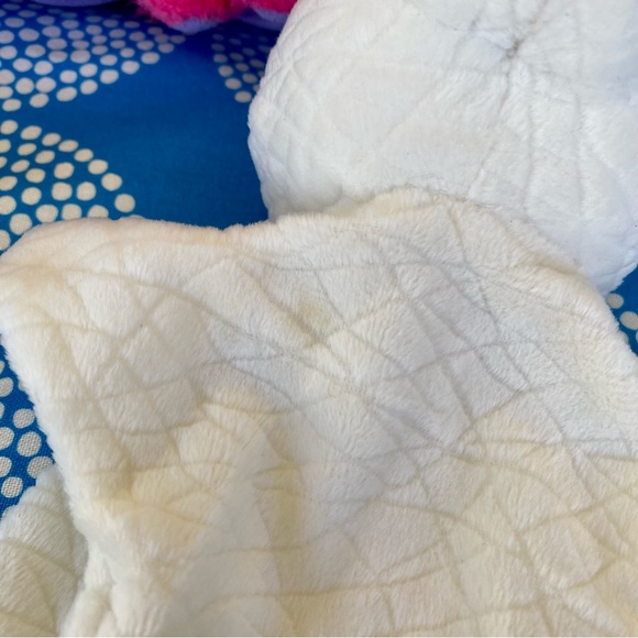 Two Hand Puppet Plushies White Baby Harp Seal and Pink Purple Baby Dinosaur - Picture 14 of 16